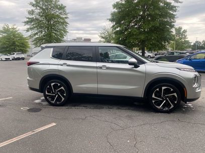 Used 2024 Mitsubishi Outlander SE