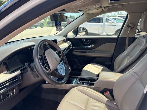 Used 2022 Lincoln Corsair Reserve w/ Elements Package AWD/4WD image 11