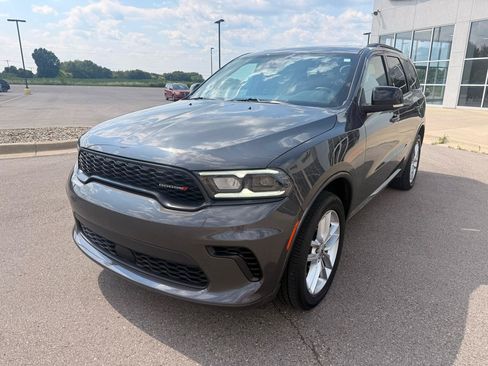 Used 2024 Dodge Durango GT AWD/4WD image 7