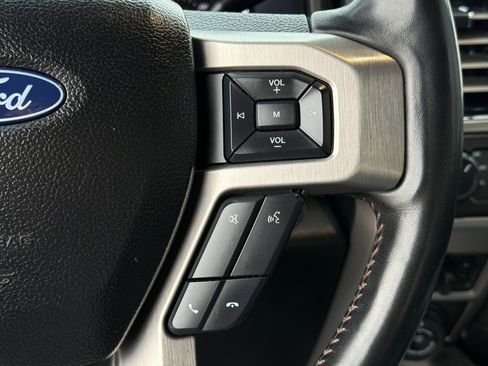 Used 2021 Ford F250 Platinum image 29