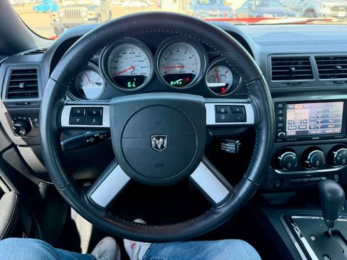 Used 2008 Dodge Challenger SRT8 RWD image 10