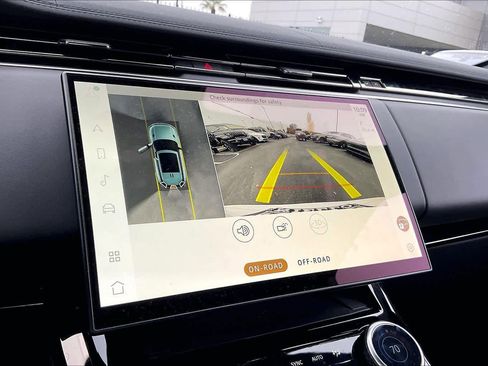 Used 2023 Land Rover Range Rover Sport SE Dynamic image 23