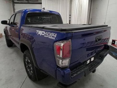 Used 2022 Toyota Tacoma TRD Off-Road w/ Technology Package AWD/4WD image 3