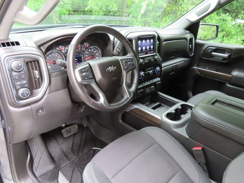 Certified 2019 Chevrolet Silverado 1500 RST AWD/4WD image 22