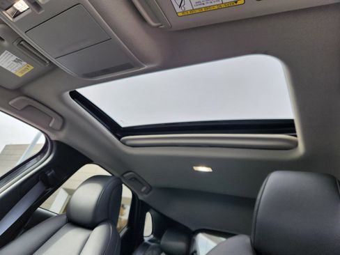 Certified 2025 MAZDA CX-30 AWD 2.5 S w/ Premium Package image 16