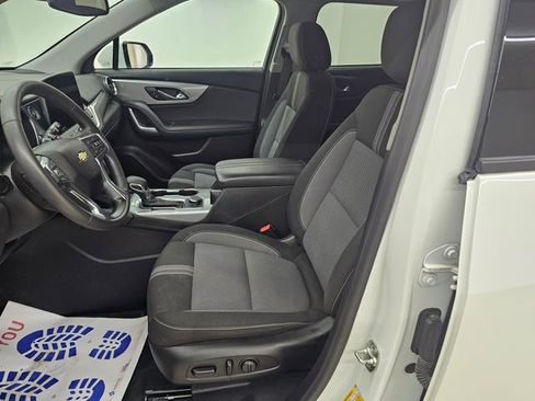 Used 2023 Chevrolet Blazer LT w/ Convenience Package FWD image 2