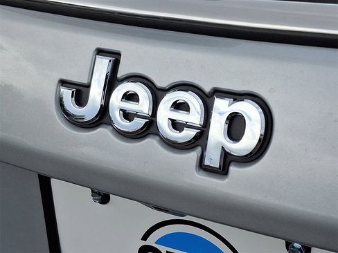 New 2026 Jeep Compass Limited image 11