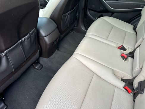 Used 2017 Hyundai Santa Fe Sport w/ 2.4L Tech Package 04 image 12