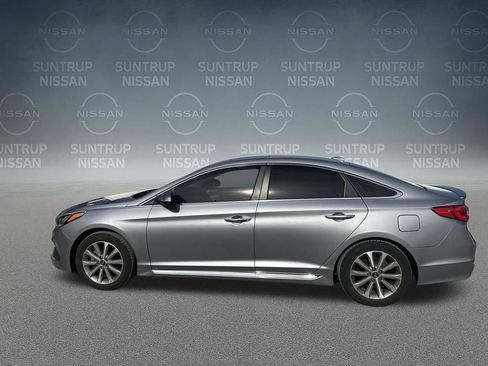 Used 2017 Hyundai Sonata Limited FWD image 34