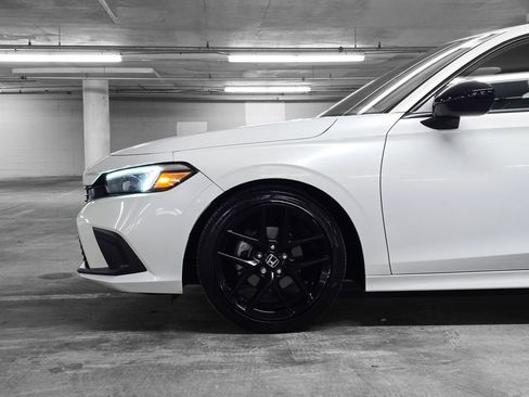 Certified 2024 Honda Civic Sport image 16