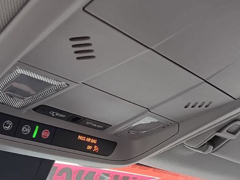 Used 2022 Chevrolet Equinox LT image 19