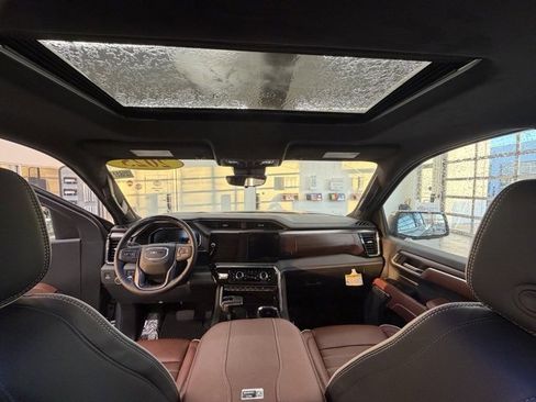 New 2025 GMC Sierra 1500 Denali Ultimate image 12