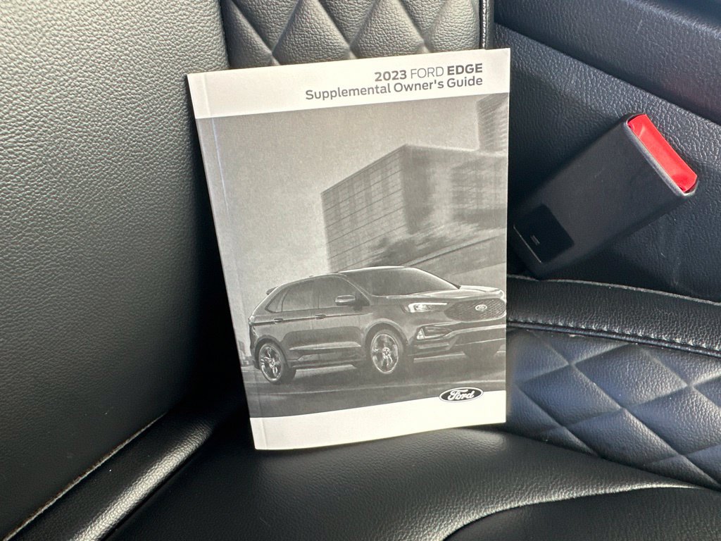 Certified 2023 Ford Edge Titanium AWD/4WD image 37