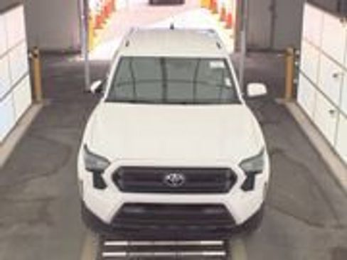 Used 2024 Toyota Tacoma SR5 w/ SR5 Upgrade Package AWD/4WD image 3