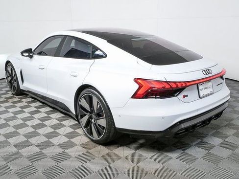 Used 2022 Audi RS e-tron GT w/ Carbon Performance Package image 32