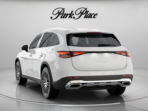 Used 2026 Mercedes-Benz GLC 300 image 17