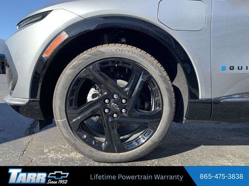 New 2026 Chevrolet Equinox EV RS w/ Convenience Package II AWD/4WD image 19