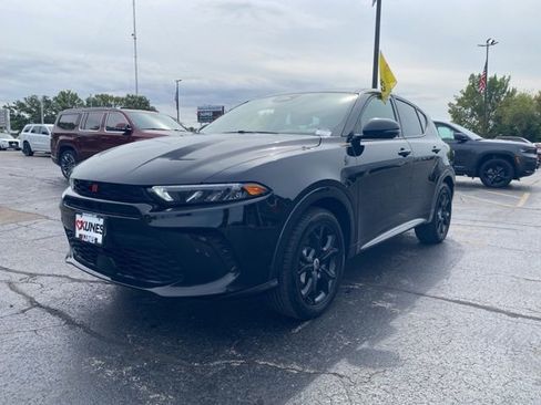 Certified 2024 Dodge Hornet R/T w/ R/T Blacktop Package image 15