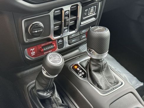 New 2026 Jeep Gladiator Mojave AWD/4WD image 26