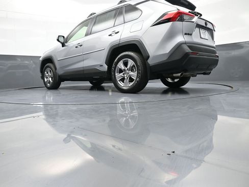 Certified 2025 Toyota RAV4 XLE w/ Convenience Package AWD/4WD image 33