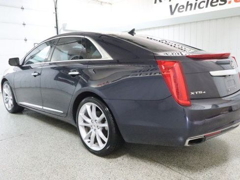 Used 2013 Cadillac XTS Premium AWD/4WD image 3