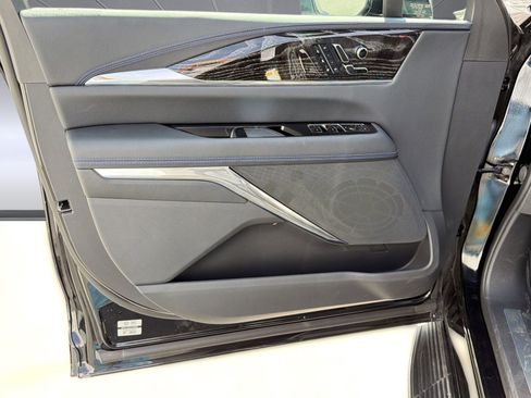 New 2026 Cadillac Escalade IQ Sport 1 w/ LPO, Floor Liner Package AWD/4WD image 18