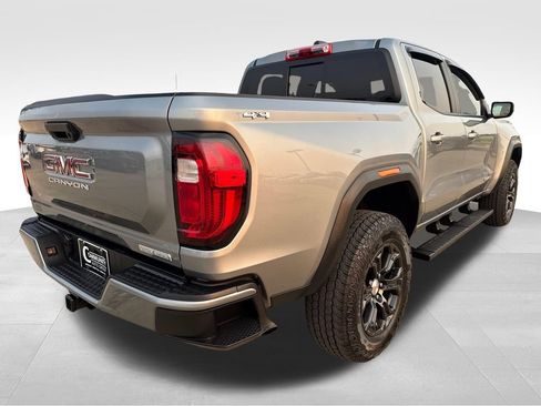 Used 2024 GMC Canyon Elevation w/ Convenience Package AWD/4WD image 7
