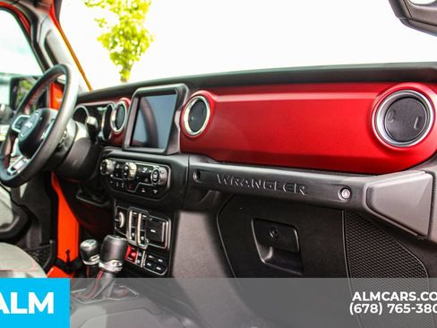 Used 2023 Jeep Wrangler Rubicon AWD/4WD image 22