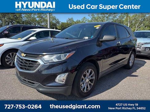 Used 2020 Chevrolet Equinox LS FWD image 1