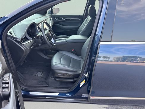 Used 2022 Buick Enclave Premium w/ Experience Buick Package FWD image 9