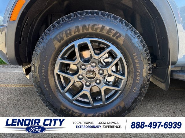 Used 2025 Ford Ranger XLT w/ Trailer Tow Package RWD image 9