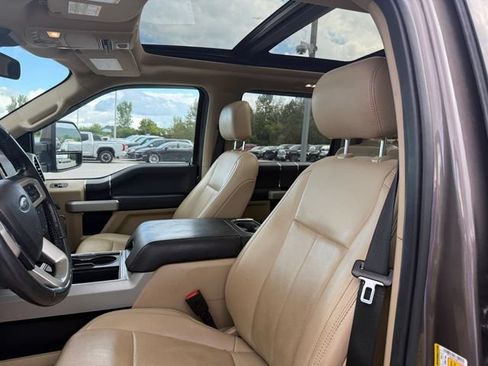 Used 2021 Ford F250 Lariat w/ Lariat Ultimate Package AWD/4WD image 9