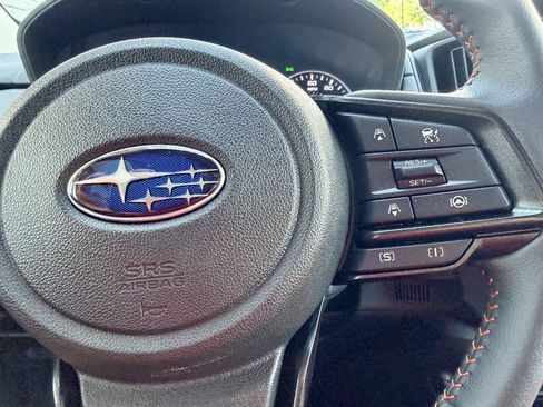Used 2025 Subaru Crosstrek 2.5i Limited w/ Crosstrek Mirror Package AWD/4WD image 38