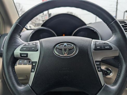 Used 2013 Toyota Highlander Limited image 14
