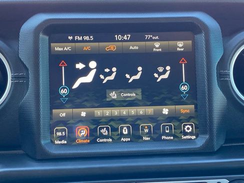 Used 2023 Jeep Wrangler Unlimited Sahara w/ Cold Weather Group image 14