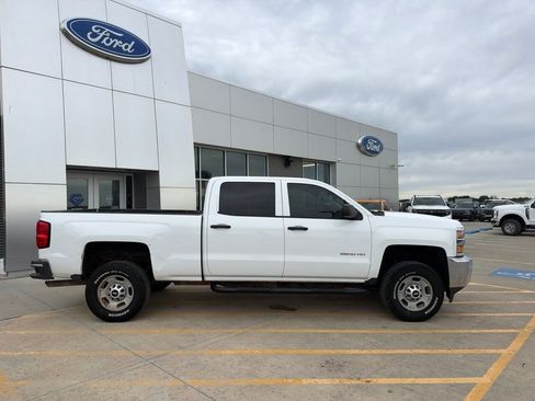 Used 2017 Chevrolet Silverado 2500 W/T w/ WT Fleet Convenience Package AWD/4WD image 9