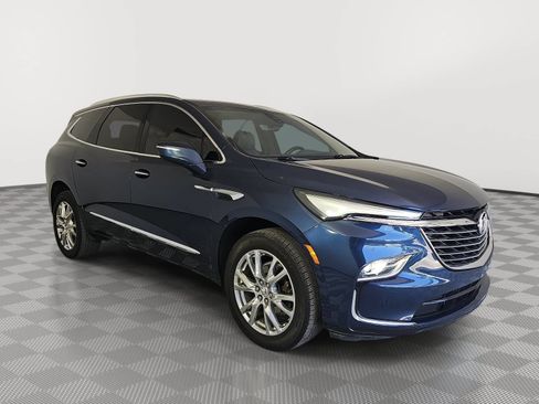 Used 2023 Buick Enclave Premium w/ Experience Buick Package FWD image 2