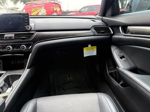 Used 2022 Honda Accord Sport image 7