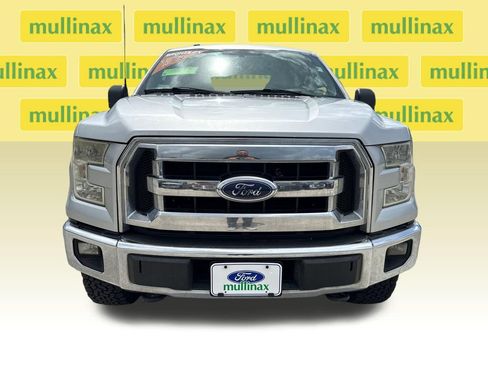 Used 2015 Ford F150 XLT w/ Equipment Group 301A Mid AWD/4WD image 10