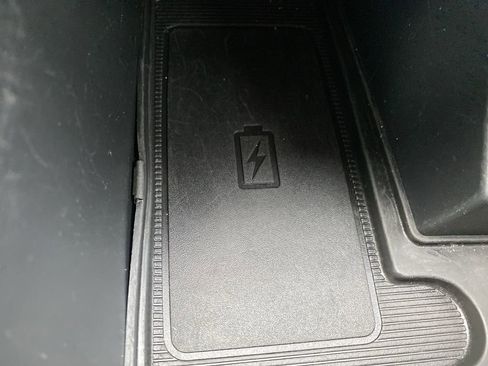 Certified 2024 Ford Edge Titanium image 29