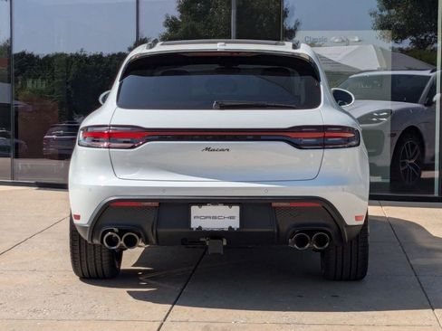 Certified 2025 Porsche Macan AWD/4WD image 10