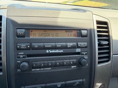 Used 2012 Nissan Frontier SL RWD image 14