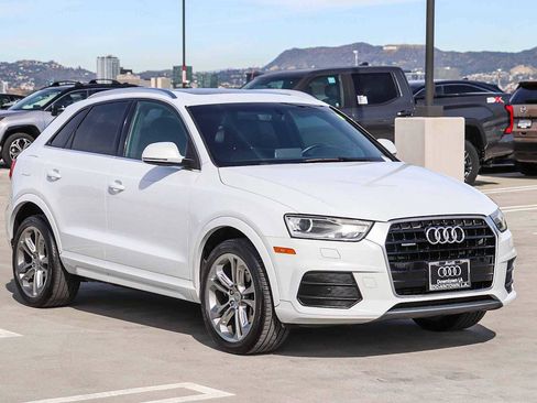 Used 2016 Audi Q3 2.0T Premium Plus w/ Technology Package image 3