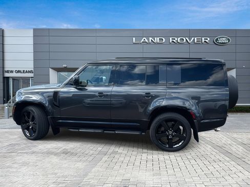Used 2025 Land Rover Defender 130 V8 image 2