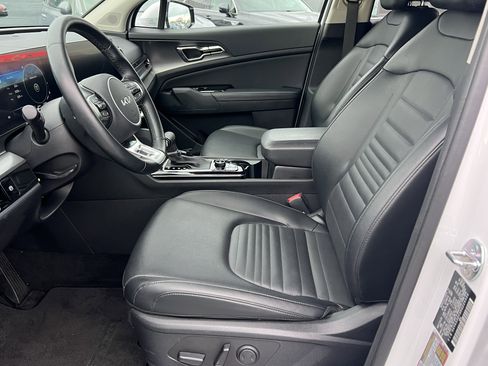 Certified 2024 Kia Sportage SX image 25