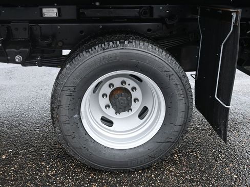 New 2026 Ford F350 XL w/ XL Chrome Package image 35