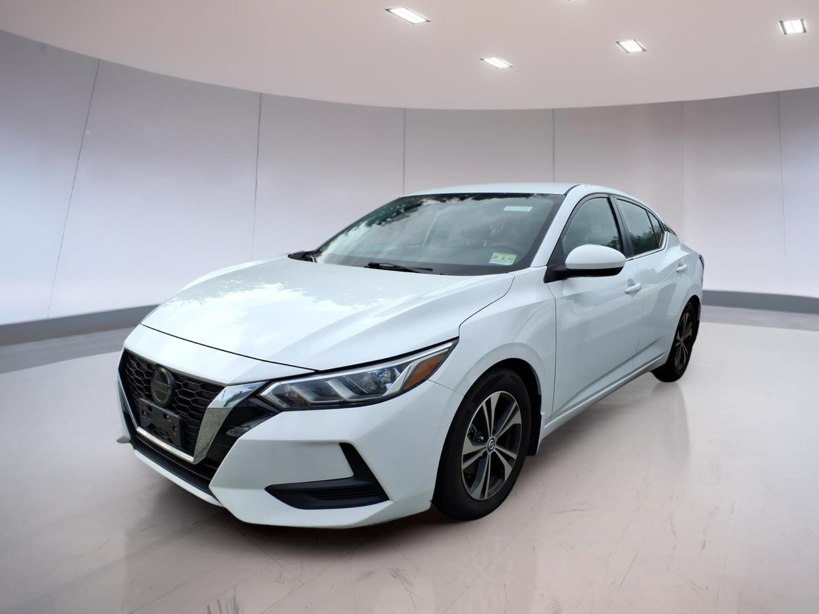 Used 2021 Nissan Sentra SV FWD image 2