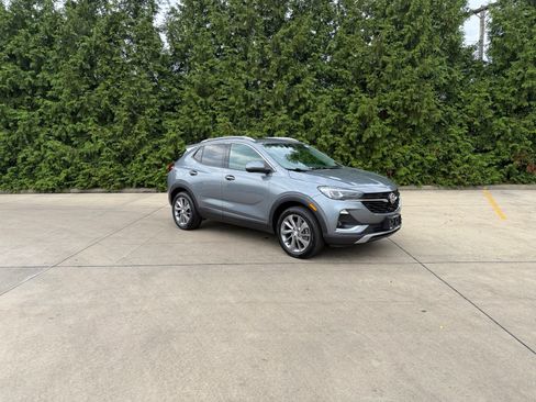 Used 2021 Buick Encore GX Essence w/ Experience Buick Package AWD/4WD image 1