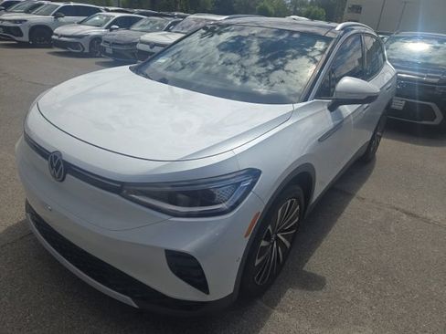Used 2023 Volkswagen ID.4 Pro S Plus RWD image 3