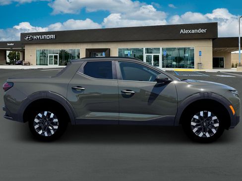 New 2026 Hyundai Santa Cruz SEL FWD image 9